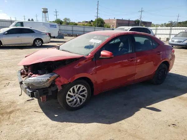 5YFBURHE3JP787843 2018 TOYOTA COROLLA - Image 1