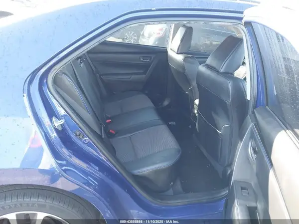5YFBURHE3JP787874 2018 TOYOTA COROLLA - Image 8