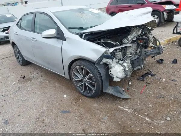 5YFBURHE3JP792069 2018 TOYOTA COROLLA - Image 1