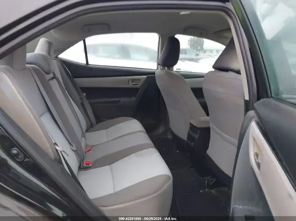 5YFBURHE3JP794243 2018 TOYOTA COROLLA - Image 8