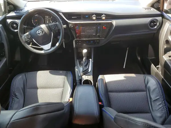 5YFBURHE3JP794601 2018 TOYOTA COROLLA - Image 8