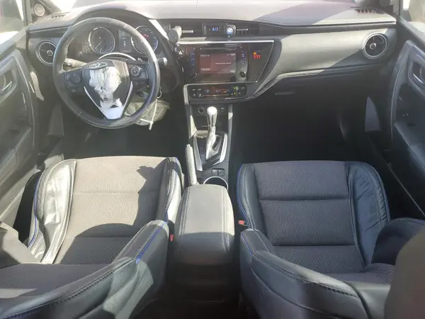 5YFBURHE3JP794629 2018 TOYOTA COROLLA - Image 8