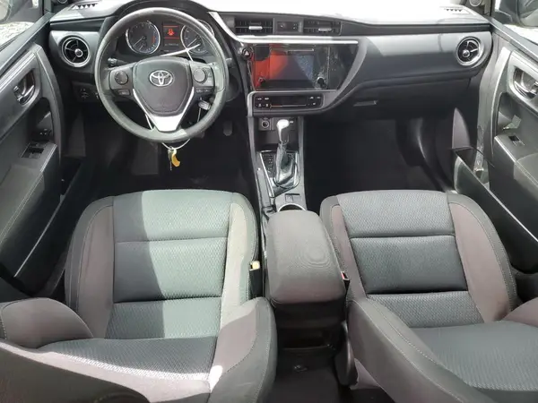 5YFBURHE3JP796669 2018 TOYOTA COROLLA - Image 8