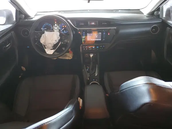 5YFBURHE3JP796994 2018 TOYOTA COROLLA - Image 8