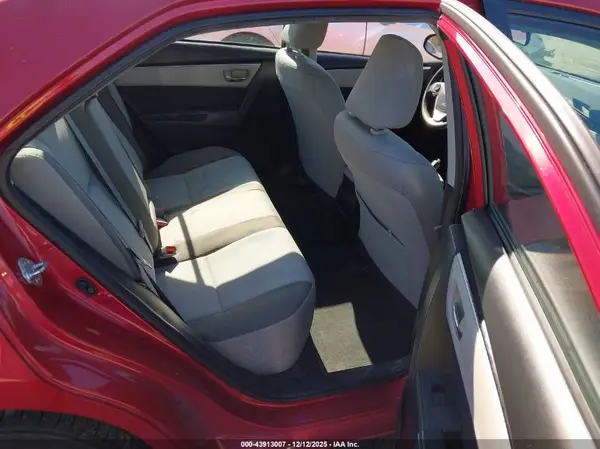 5YFBURHE3JP803118 2018 TOYOTA COROLLA - Image 8