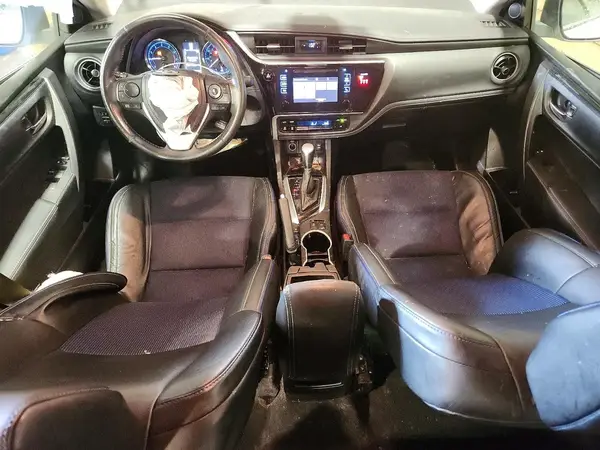 5YFBURHE3JP804608 2018 TOYOTA COROLLA - Image 8