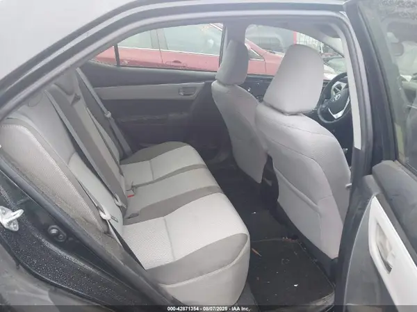 5YFBURHE3JP805743 2018 TOYOTA COROLLA - Image 8