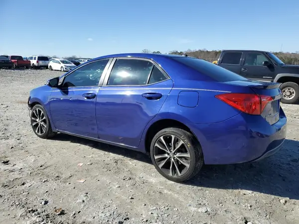 5YFBURHE3JP807802 2018 TOYOTA COROLLA - Image 2