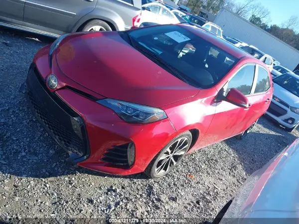 5YFBURHE3JP810151 2018 TOYOTA COROLLA - Image 2
