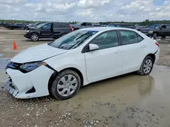5YFBURHE3JP810229 2018 TOYOTA COROLLA