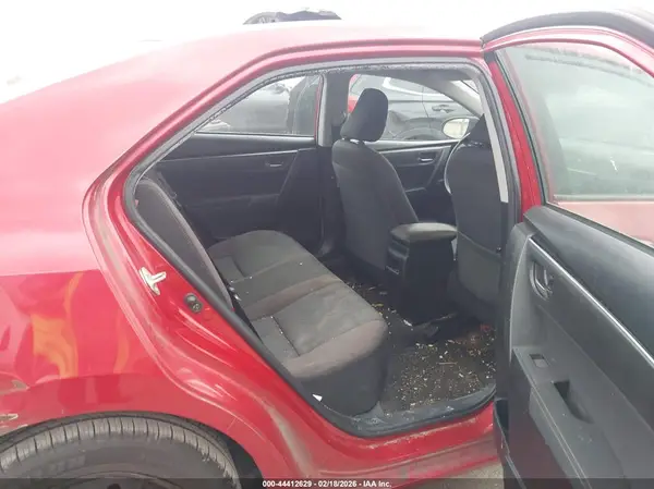 5YFBURHE3JP817181 2018 TOYOTA COROLLA - Image 8