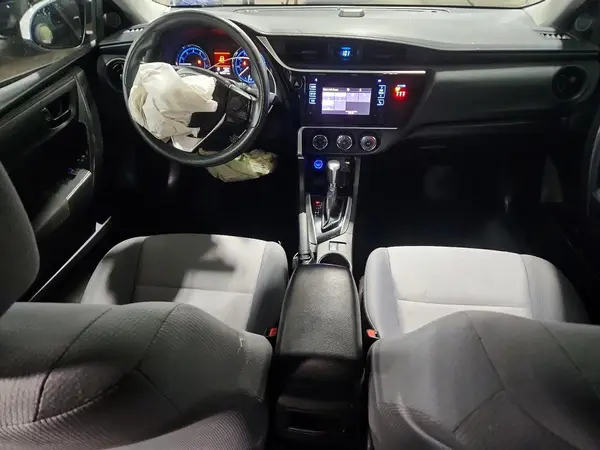5YFBURHE3JP817391 2018 TOYOTA COROLLA - Image 8