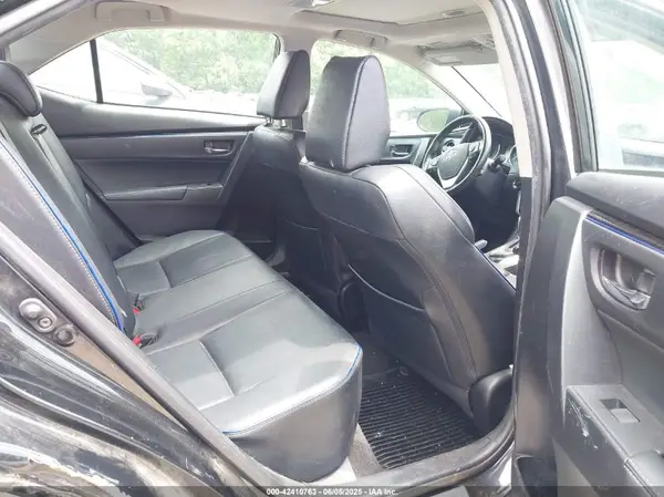 5YFBURHE3JP817455 2018 TOYOTA COROLLA - Image 8