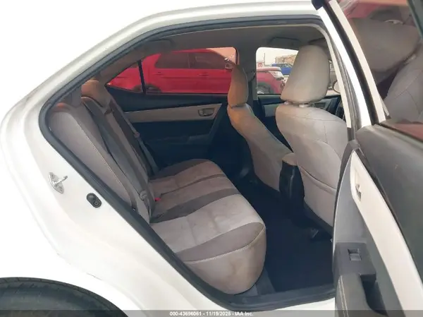 5YFBURHE3JP819271 2018 TOYOTA COROLLA - Image 8