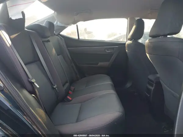5YFBURHE3JP821120 2018 TOYOTA COROLLA - Image 8