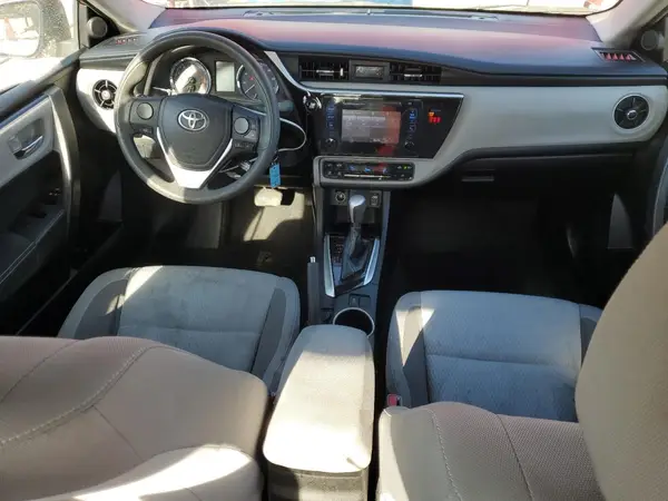 5YFBURHE3JP821408 2018 TOYOTA COROLLA - Image 8