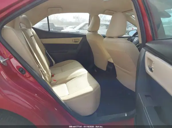 5YFBURHE3JP821425 2018 TOYOTA COROLLA - Image 8