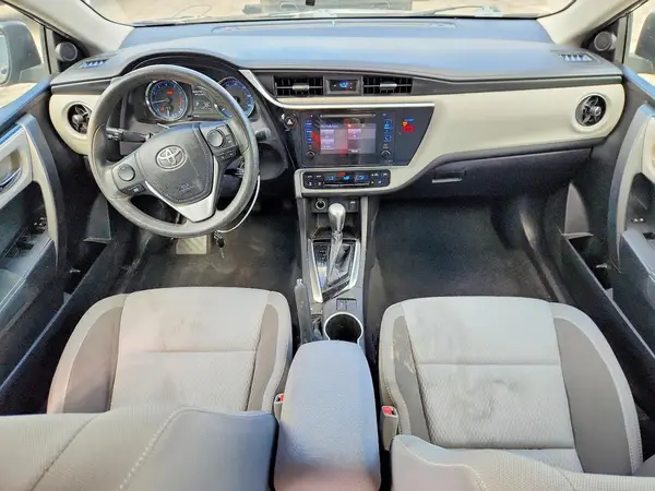 5YFBURHE3JP822431 2018 TOYOTA COROLLA - Image 8