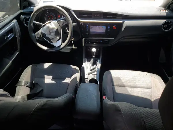 5YFBURHE3JP822784 2018 TOYOTA COROLLA - Image 8