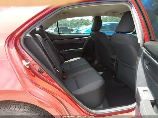 5YFBURHE3JP824079 2018 TOYOTA COROLLA - Image 8