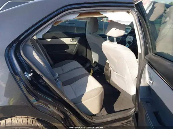 5YFBURHE3JP826611 2018 TOYOTA COROLLA - Image 8