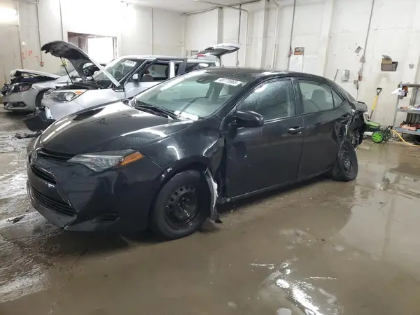 5YFBURHE3JP826625 2018 TOYOTA COROLLA - Image 1
