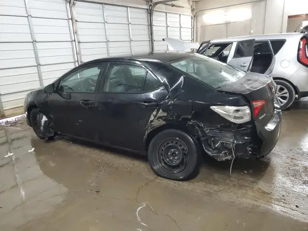 5YFBURHE3JP826625 2018 TOYOTA COROLLA - Image 2