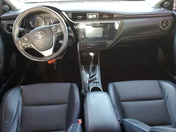 5YFBURHE3JP827547 2018 TOYOTA COROLLA - Image 8