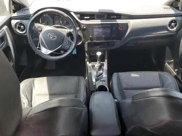 5YFBURHE3JP830013 2018 TOYOTA COROLLA - Image 8