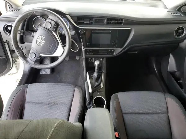 5YFBURHE3JP832022 2018 TOYOTA COROLLA - Image 8