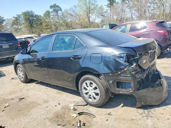 5YFBURHE3JP832375 2018 TOYOTA COROLLA - Image 2