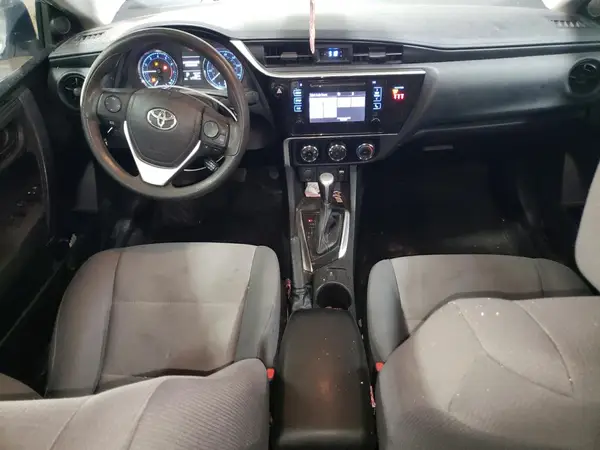 5YFBURHE3JP835258 2018 TOYOTA COROLLA - Image 8