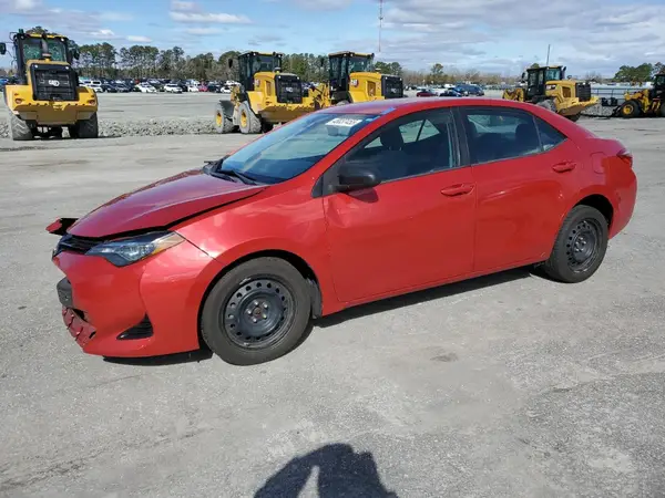 5YFBURHE3JP838094 2018 TOYOTA COROLLA - Image 1