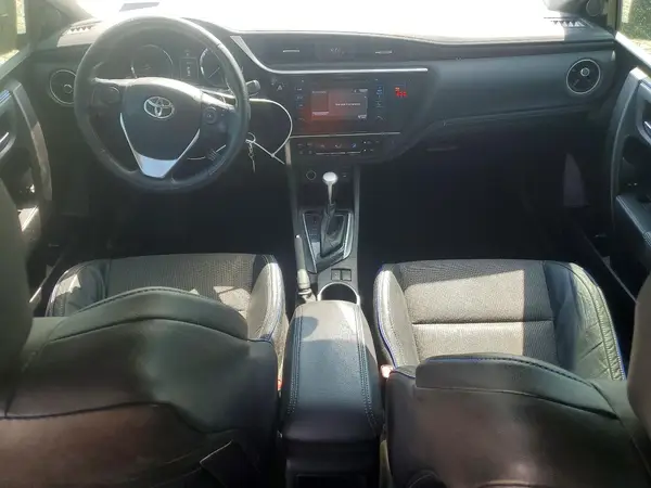 5YFBURHE3JP840718 2018 TOYOTA COROLLA - Image 8