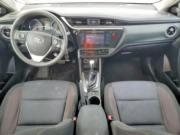 5YFBURHE3JP842890 2018 TOYOTA COROLLA - Image 8