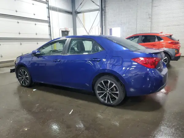 5YFBURHE3JP845790 2018 TOYOTA COROLLA - Image 2