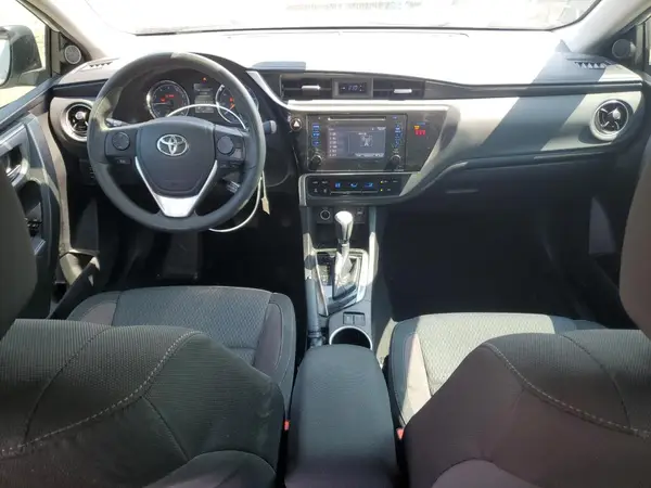 5YFBURHE3JP848334 2018 TOYOTA COROLLA - Image 8