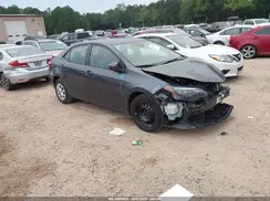 5YFBURHE3JP852271 2018 TOYOTA COROLLA