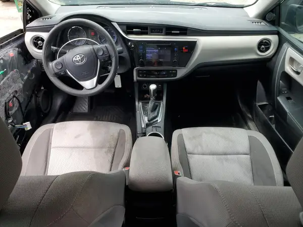 5YFBURHE3JP853145 2018 TOYOTA COROLLA - Image 8