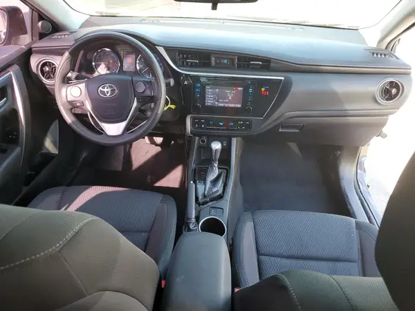 5YFBURHE3JP855137 2018 TOYOTA COROLLA - Image 8