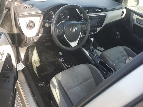 5YFBURHE3JP855624 2018 TOYOTA COROLLA - Image 8