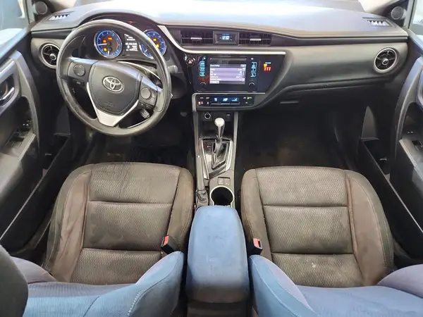 5YFBURHE3JP855798 2018 TOYOTA COROLLA - Image 8