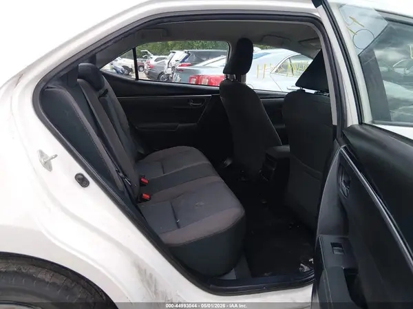 5YFBURHE3KP858069 2019 TOYOTA COROLLA - Image 8