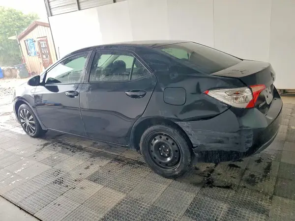 5YFBURHE3KP859206 2019 TOYOTA COROLLA - Image 2