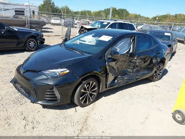 5YFBURHE3KP860243 2019 TOYOTA COROLLA - Image 2