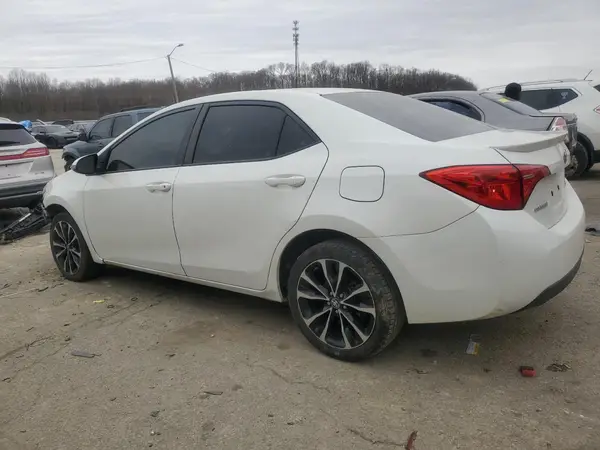 5YFBURHE3KP860646 2019 TOYOTA COROLLA - Image 2