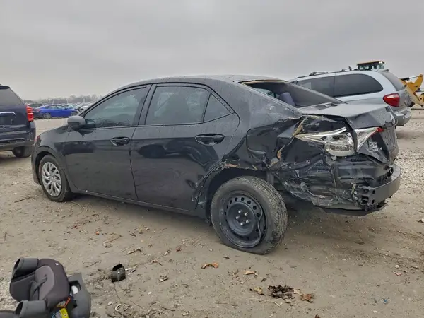 5YFBURHE3KP860937 2019 TOYOTA COROLLA - Image 2