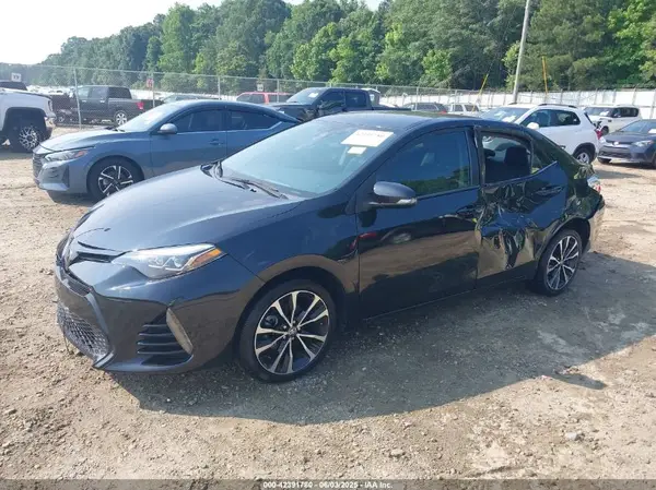 5YFBURHE3KP862025 2019 TOYOTA COROLLA - Image 2