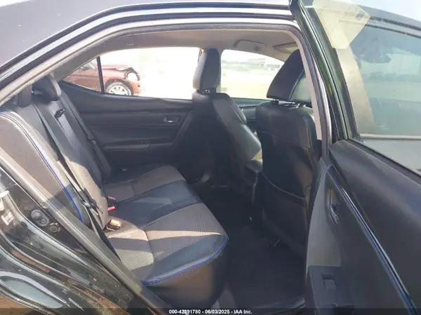 5YFBURHE3KP862025 2019 TOYOTA COROLLA - Image 8