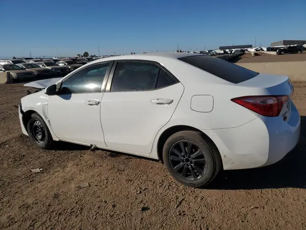 5YFBURHE3KP863675 2019 TOYOTA COROLLA - Image 2